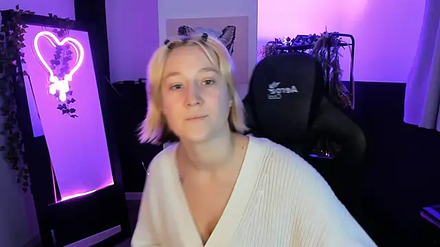 CinBellamy online show from 09-22-25, 05:24