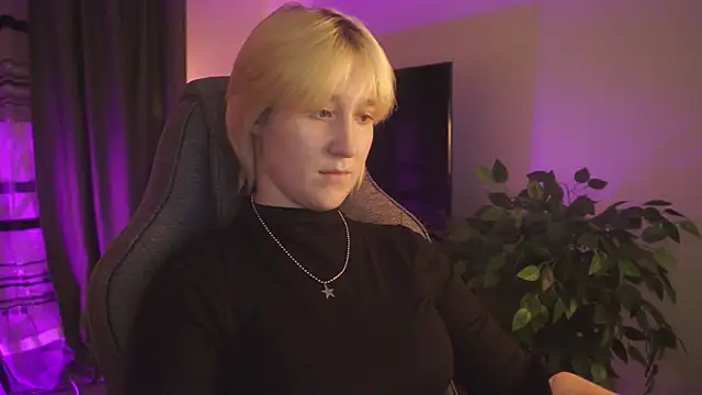 CinBellamy online show from 10-26-25, 02:45