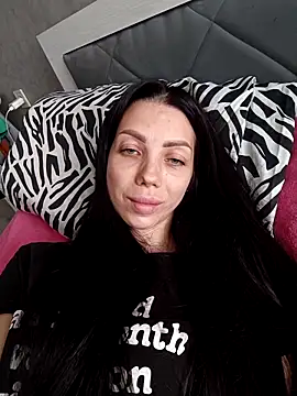 Snapshot of Princessa99885 chatting on 10-13-25, 12:07 Princessa99885 online show from 10-13-25, 12:07