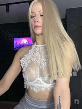 FavoriteKira online show from 04-12-26, 02:09