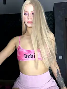 FavoriteKira online show from 03-21-26, 06:12