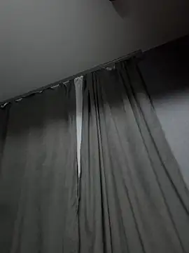 FavoriteKira online show from 04-19-26, 06:21