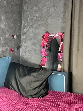 FavoriteKira online show from 02-04-26, 07:42