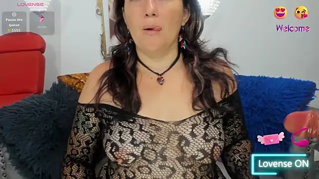 Snapshot of naughty_milf_esmeralda chatting on 04-26-26, 02:42 naughty milf esmeralda online show from 04-26-26, 02:42