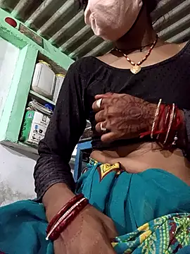 MISS LOVE 001 online show from 10-10-25, 05:14