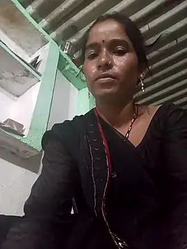 MISS LOVE 001 online show from 09-19-25, 06:23