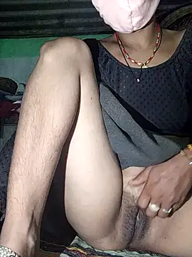 MISS LOVE 001 online show from 10-04-25, 05:47