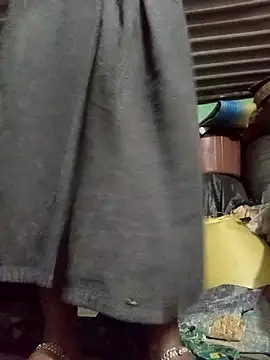 MISS LOVE 001 online show from 10-15-25, 07:11