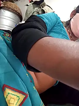 MISS LOVE 001 online show from 12-01-25, 10:27