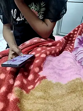 Radhika 01 online show from 11-18-25, 04:38