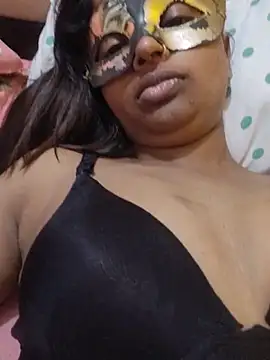Radhika 01 online show from 05-26-26, 06:50