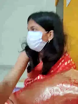 Shivani2002 online show from 12-21-25, 01:52