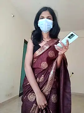 Shivani2002 online show from 12-20-25, 07:11