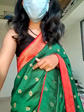 Shivani2002 online show from 02-15-26, 10:25