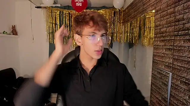 Angelicious Boy online show from 09-19-25, 03:43