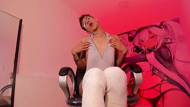 Snapshot of Angelicious_Boy chatting on 01-13-26, 12:36 Angelicious Boy online show from 01-13-26, 12:36