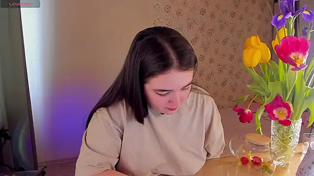 Alice next door online show from 03-07-26, 12:43