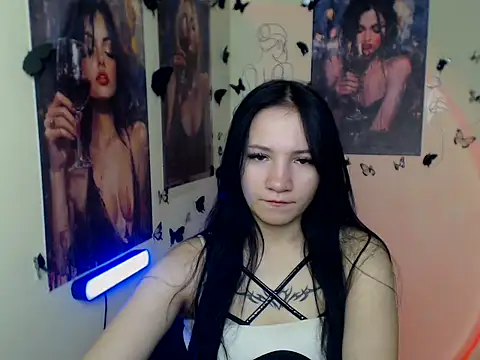 Em7MaA online show from 12-18-25, 07:13