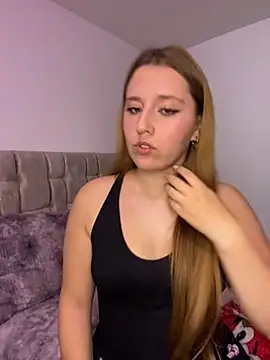 Cutie blondie online show from 11-14-25, 10:46