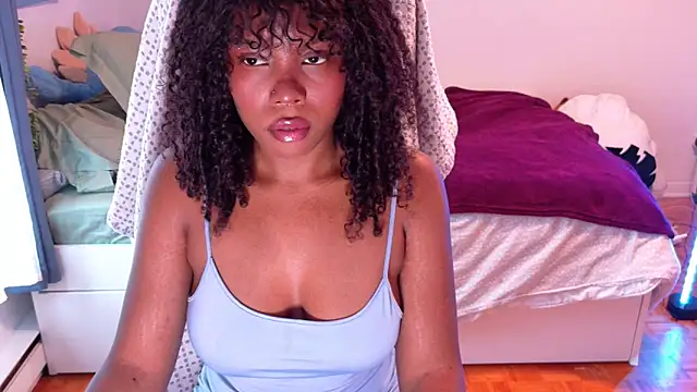 SparklingSoleil online show from 04-13-26, 03:27