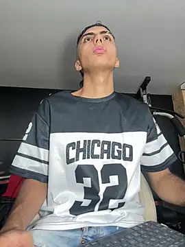 Mister Obsession online show from 10-25-25, 07:14