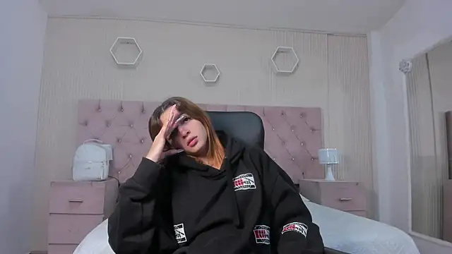 MadisonSky  online show from 11-23-25, 01:21