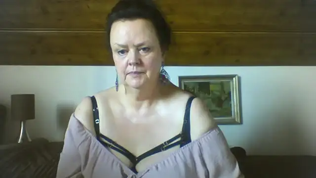 TiffanyMature online show from 09-16-25, 08:26