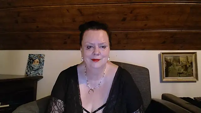 Snapshot of TiffanyMature chatting on 05-28-26, 08:26 TiffanyMature online show from 05-28-26, 08:26