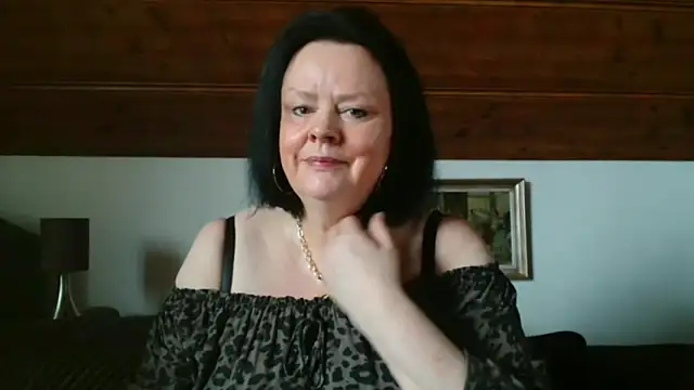 TiffanyMature online show from 10-27-25, 08:15