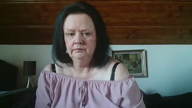 TiffanyMature online show from 10-03-25, 09:44