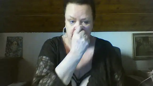 TiffanyMature online show from 04-13-26, 06:17