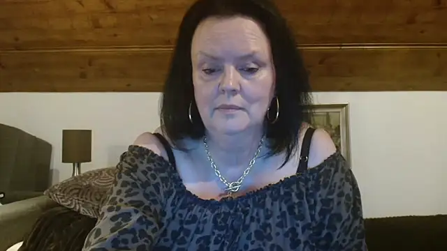 TiffanyMature online show from 10-02-25, 09:40