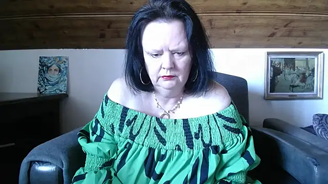 Snapshot of TiffanyMature chatting on 05-23-26, 02:16 TiffanyMature online show from 05-23-26, 02:16