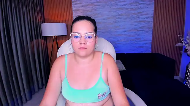 karlie small online show from 07-15-26, 03:13