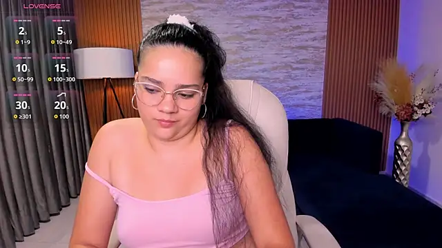 karlie small online show from 07-28-26, 03:25