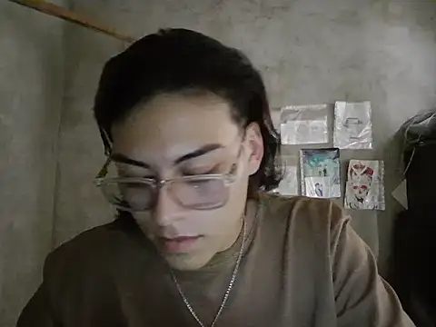 Snapshot of dirty_model chatting on 04-28-26, 05:28 dirty model online show from 04-28-26, 05:28