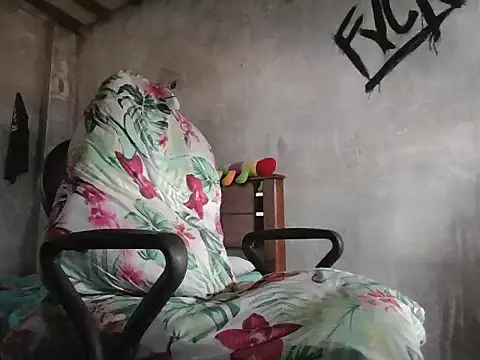 dirty model online show from 02-28-26, 07:46