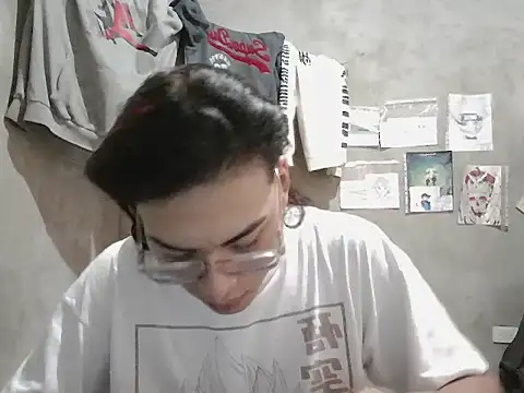 Snapshot of dirty_model chatting on 04-18-26, 05:59 dirty model online show from 04-18-26, 05:59