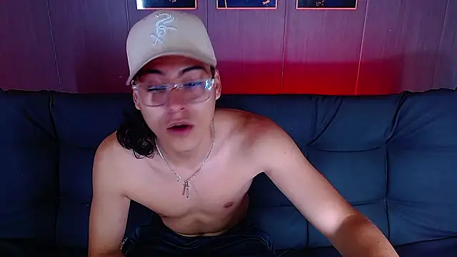 dirty model online show from 02-17-26, 11:13