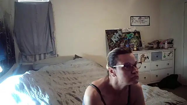 Snapshot of PremiumKitty chatting on 01-12-26, 06:58 PremiumKitty online show from 01-12-26, 06:58