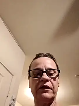 Snapshot of PremiumKitty chatting on 03-01-26, 01:49 PremiumKitty online show from 03-01-26, 01:49