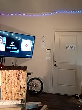 Snapshot of PremiumKitty chatting on 03-13-26, 05:07 PremiumKitty online show from 03-13-26, 05:07