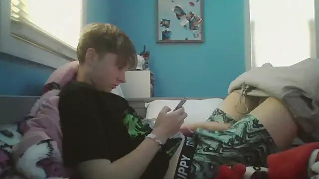 Liam axel35 online show from 10-22-25, 07:24