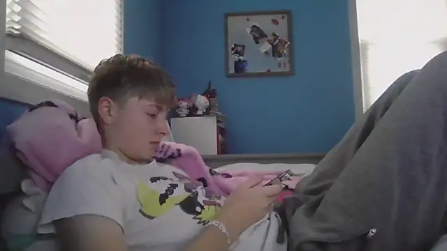 Liam axel35 online show from 11-28-25, 05:35