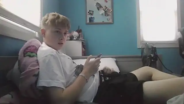 Liam axel35 online show from 11-15-25, 08:46