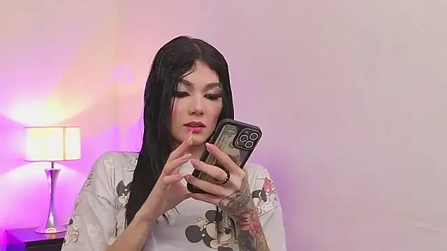 emmabridgerton online show from 02-28-26, 09:36