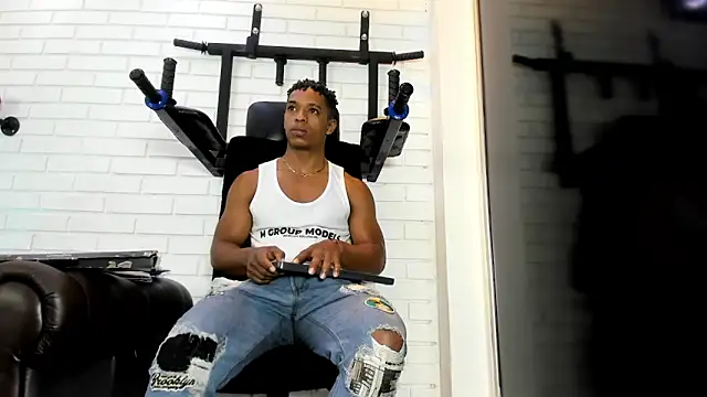 ItaloMoore online show from 12-22-25, 11:32