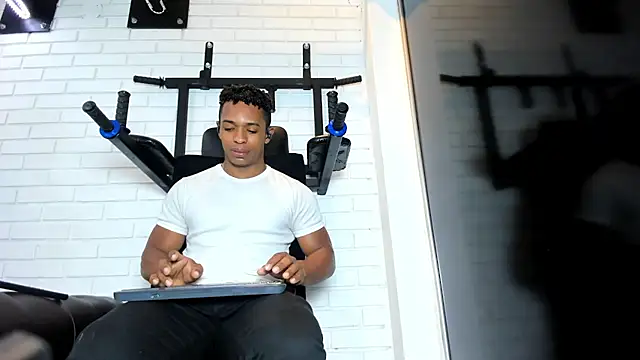 ItaloMoore online show from 02-24-26, 11:33