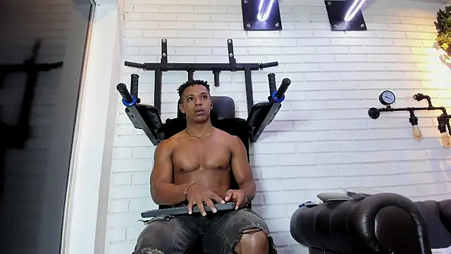 ItaloMoore online show from 02-01-26, 11:30