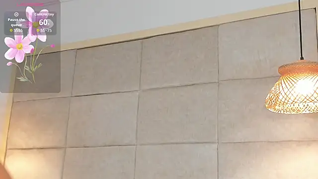 VioletHilton online show from 09-17-25, 07:49